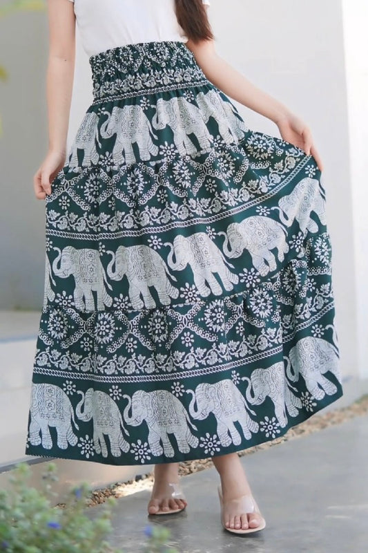 Jupe longue bohémienne à étages à taille smockée à prix grossiste - éléphant vert